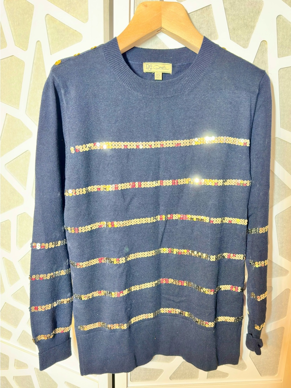 D2 Collection XS Navy Blue Sequin Stripe Knit Sweater New